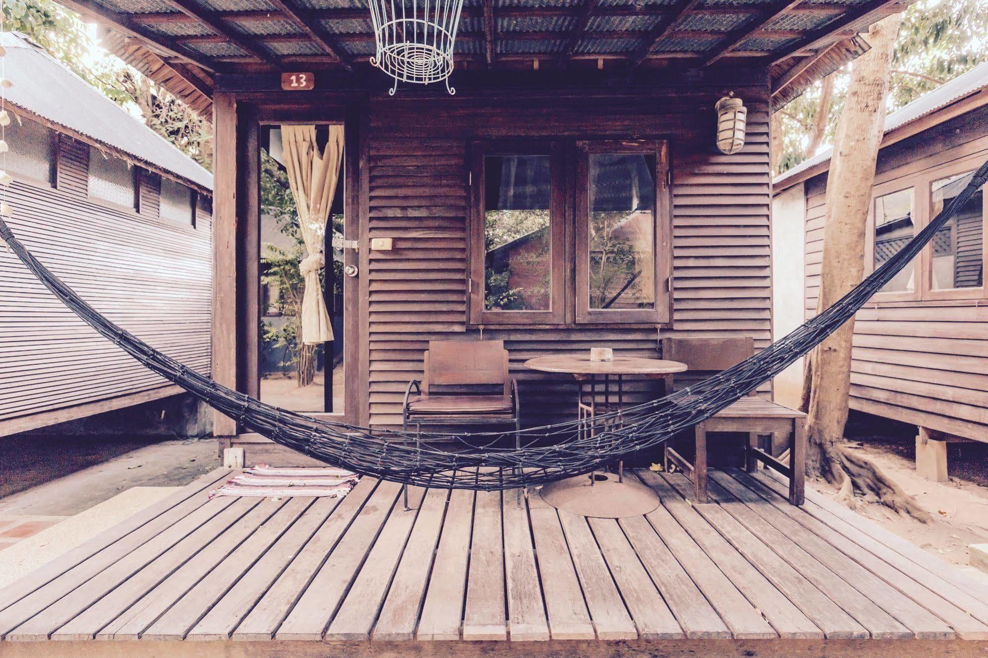 Resort Free House Bungalow
