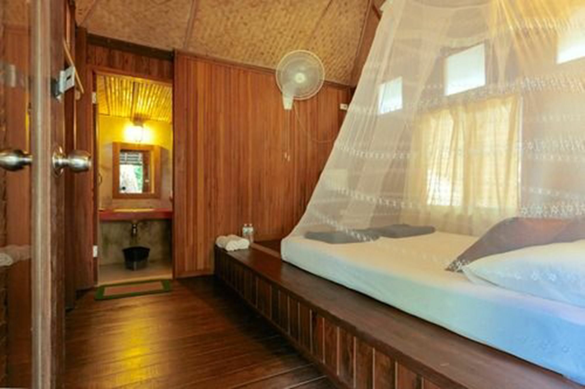 Resort Free House Bungalow 2*