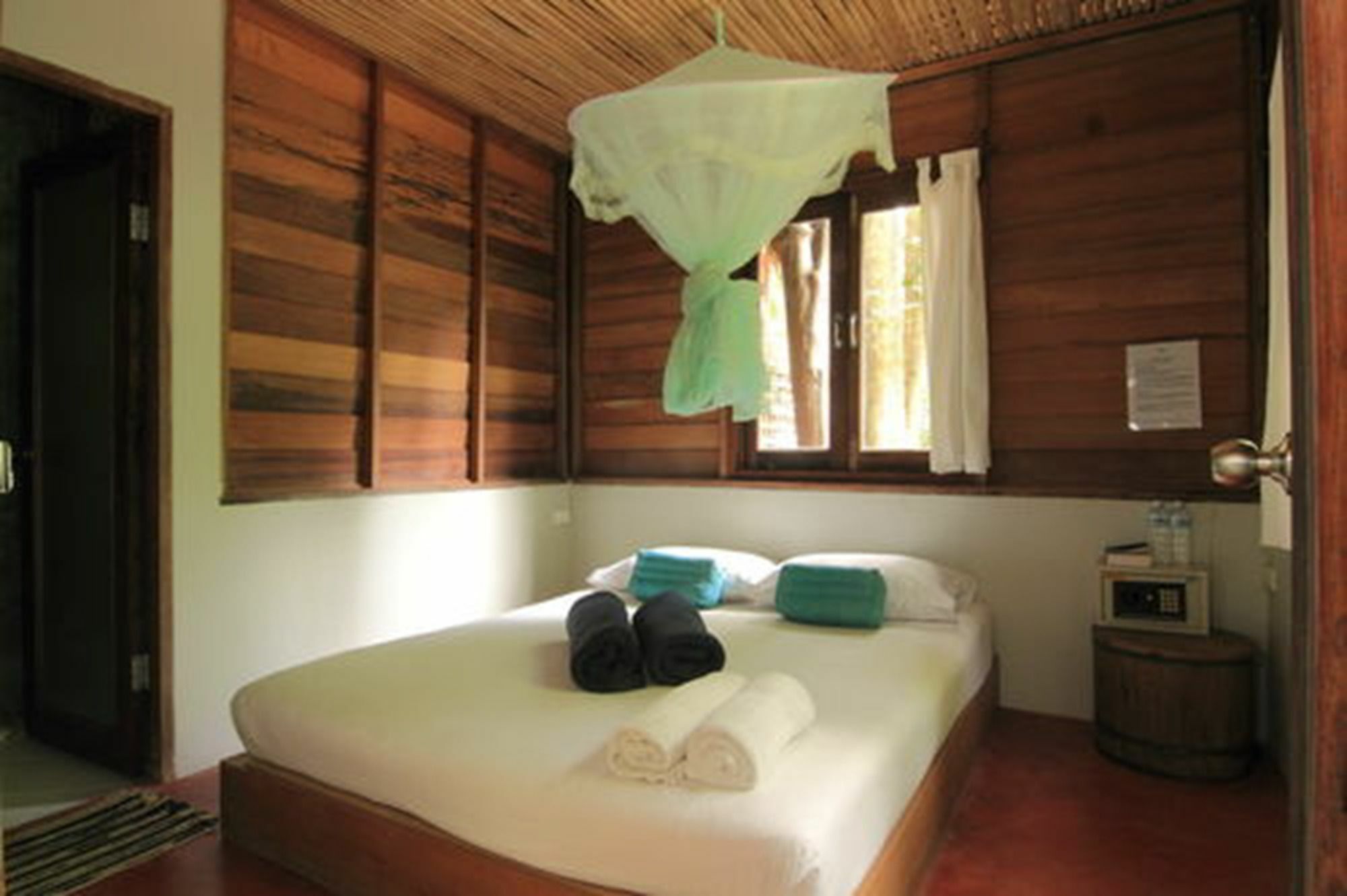 Resort Free House Bungalow